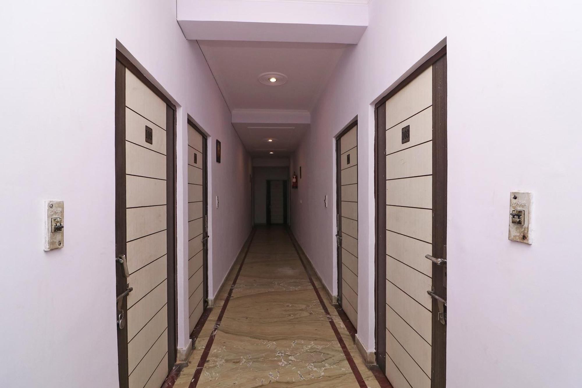 Oyo Hotel Ekta Residency Agra  Bagian luar foto